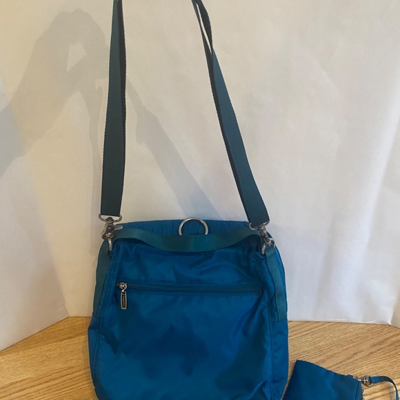 Baggallini Convertible Backpack Crossbody Bag - Picture 9 of 12